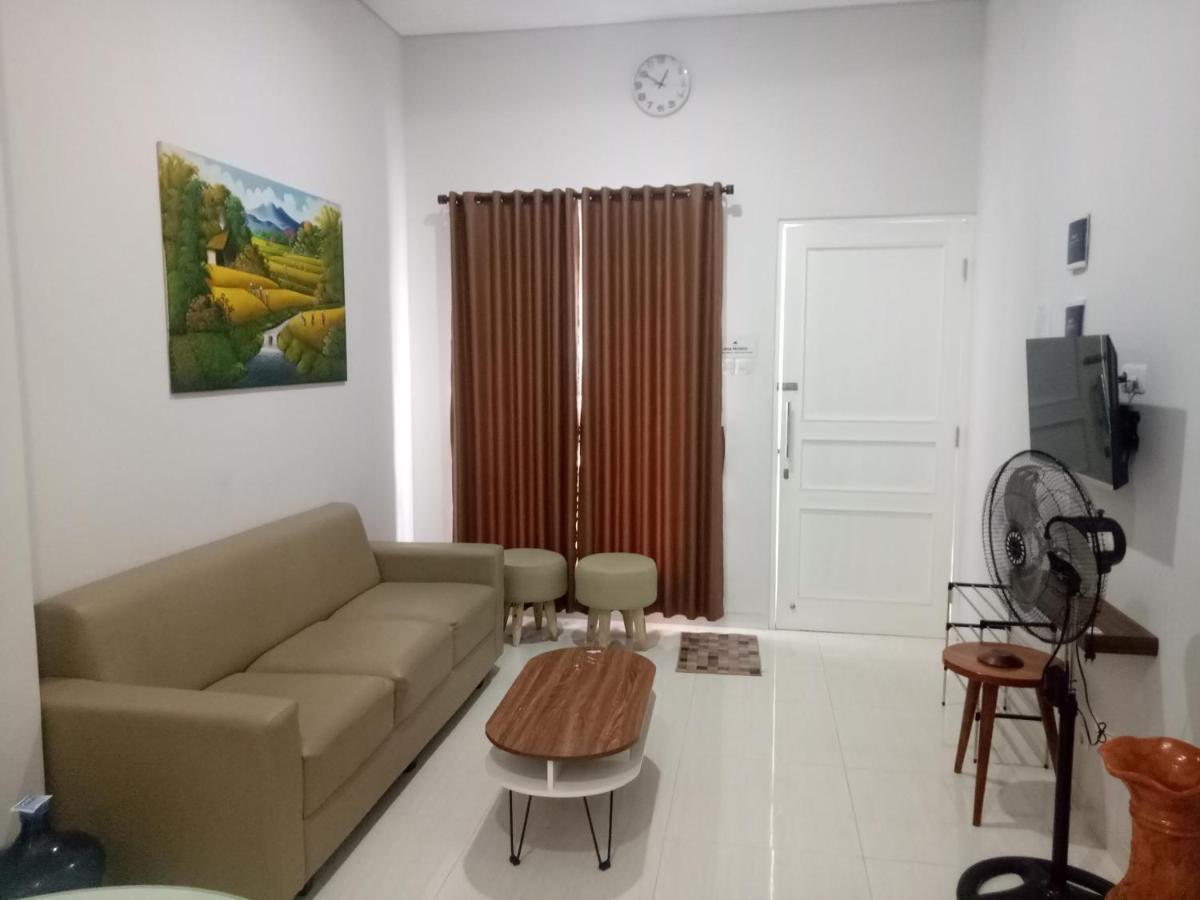 יוגיאקרטה Omah Bondi Family Homestay By Fh Stay מראה חיצוני תמונה